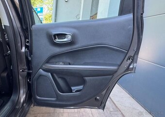 Jeep Compass 1.4 Multiair Longitude benzín manuál 103 kw - 5
