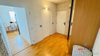 Na predaj veľkometrážny 2-izbový byt 63 m2 s balkónom a špaj - 5