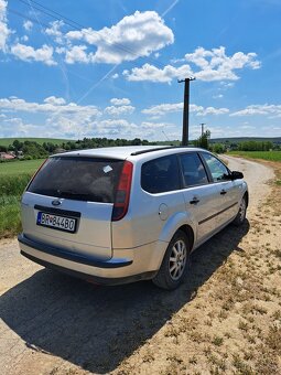 Ford focus kombi 1.6 lpg - 5