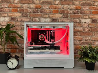 Ryzen 7 9700X\32GB\RX 7900XTX\SSD\1000W Zdroj - 5