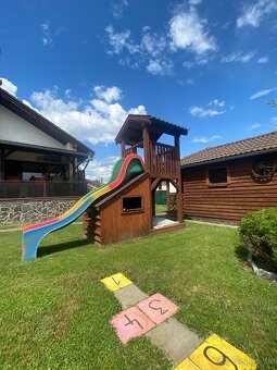 Detský záhradný domček so šmykľavkou a pieskoviskom P - 5