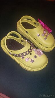 Zelene limetkove crocsy - 5