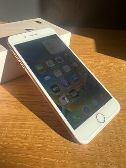 Predám iPhone 8 PLUS 64GB, TOP, 100% BAT, VOLNY - 5