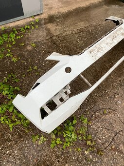 predni naraznik skoda superb iii 3 ostrik bily - 5