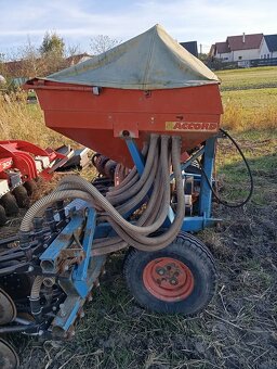 Predám sejačku - 5