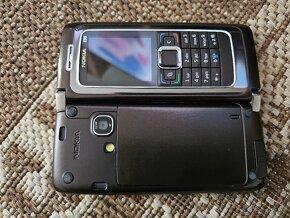 Nokia E90 communicator - 5