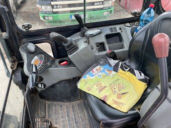 Minibager bobcat e25 - 5