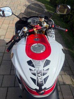 Yamaha R6 - 5