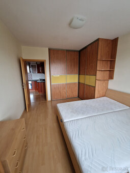 Prenajmem 2i byt v centre LM - 5