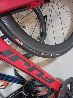 Predám cestný bicykel Fuji Transonic - 5