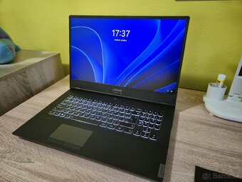 Lenovo Legion Y540 17" - 5