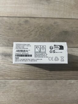 Apple AirPods 4 generation - 5