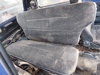 Lada niva  predné sedačky - 5