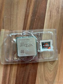 AMD Ryzen 5 5600X - 5