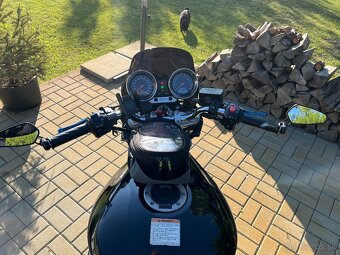 Suzuki Bandit 600 - 5
