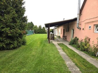 AJ NA INVESTIČNÉ ÚČELY Poschodový rodinný dom na predaj v D - 5