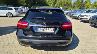 Mercedes-Benz GLA 180 Entry A/T - 5