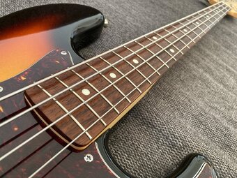 Fender Jazz bass Japan - 5