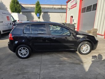 GOLF V - 11/2005 - 1.4 benzín - 55kw - 245.000km - 5