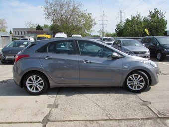 Hyundai i30 1.6 CRDi DOHC 16V Family - 5