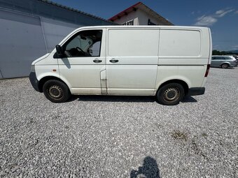 Predám VW Transporter T5 2.5tdi 96kw 2004 - 5