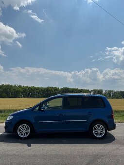 Volkswagen Touran - 5