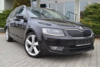ŠKODA OCTAVIA III COMBI 2.0 TDI, BIXENÓNY, ŤAŽNÉ, TEMPOMAT - 5