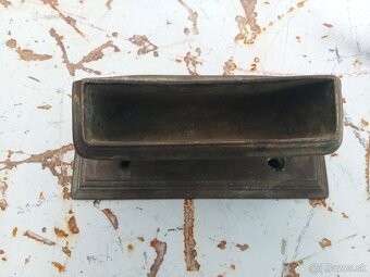 Mosadzný popolník - 5