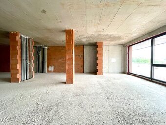 Obchodný Priestor - 98m2, RNDZ - 5