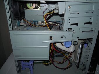 IBM Intel Pentium 4 vratane monitoru - 5