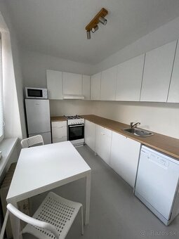 2 izbový byt Lánska - 5