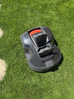 Predám robotickú kosačku HUSQVARNA - 5