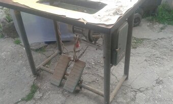 železný stôl na - 5