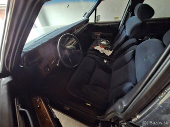 Lincoln town car 5.0i prerobený na karburátor ederblock - 5