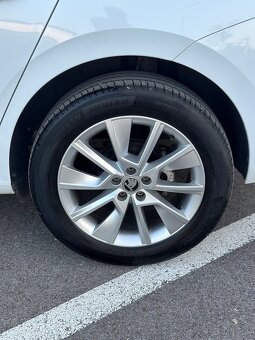 Škoda Kamiq 1.0 TSI Style - 5