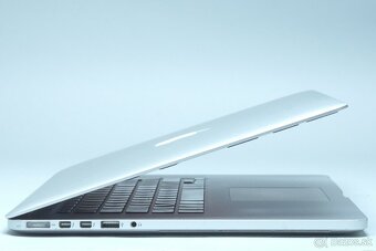 ZÁRUKA/Macbook Pro 15.4" CTO/I7 2.6GHZ/16GB RAM/512GB SSD/C - 5