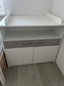 Komoda s prebalovacím pultom - 5