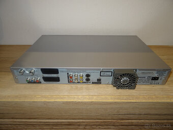 DVD rekordér Panasonic DMR-EH55 - 160 GB HDD - 5