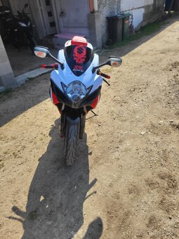 Suzuki GSX-R600 - 5