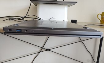 17.3 - 120U - intel 14.gen - 16GB LPDDR5 - 512GB - 5