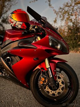 Yamaha R1 rn12 - 5