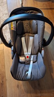 CYBEX Model Cloud Z i-Size - 5