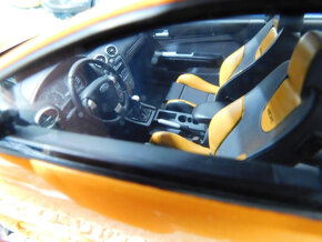 model auta Ford Focus ST Mk2 Otto mobile 1:18 - 5