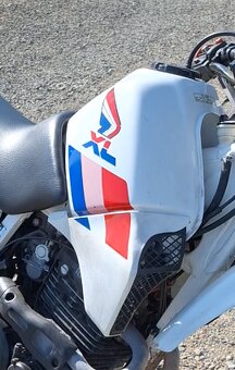 Nádrž a plasty Honda XL 600RM (PD04) - 5
