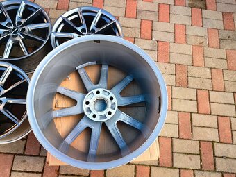 Borbet - Škoda, Volkswagen, Seat 5x112 r18 - 5