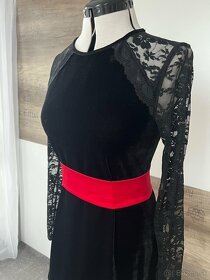 Čierne šaty veľkosť M a topánky - 5