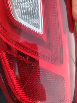 Nissan Qashqai 2014-2017 zadne svetla - 5
