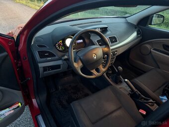 Renault MEGANE 3 - 5
