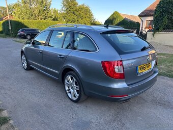 Skoda Superb 2.0 TDI 4x4 125kw DOVOZ GB - 5