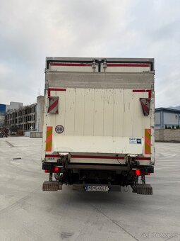 Iveco eurocargo 11990kg Chladiak čelo - 5